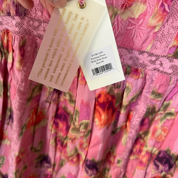 NEW With Tags Loveshack Fancy Nutmeg Dress Wild Pink Rose Size 00 - Picture 6 of 7